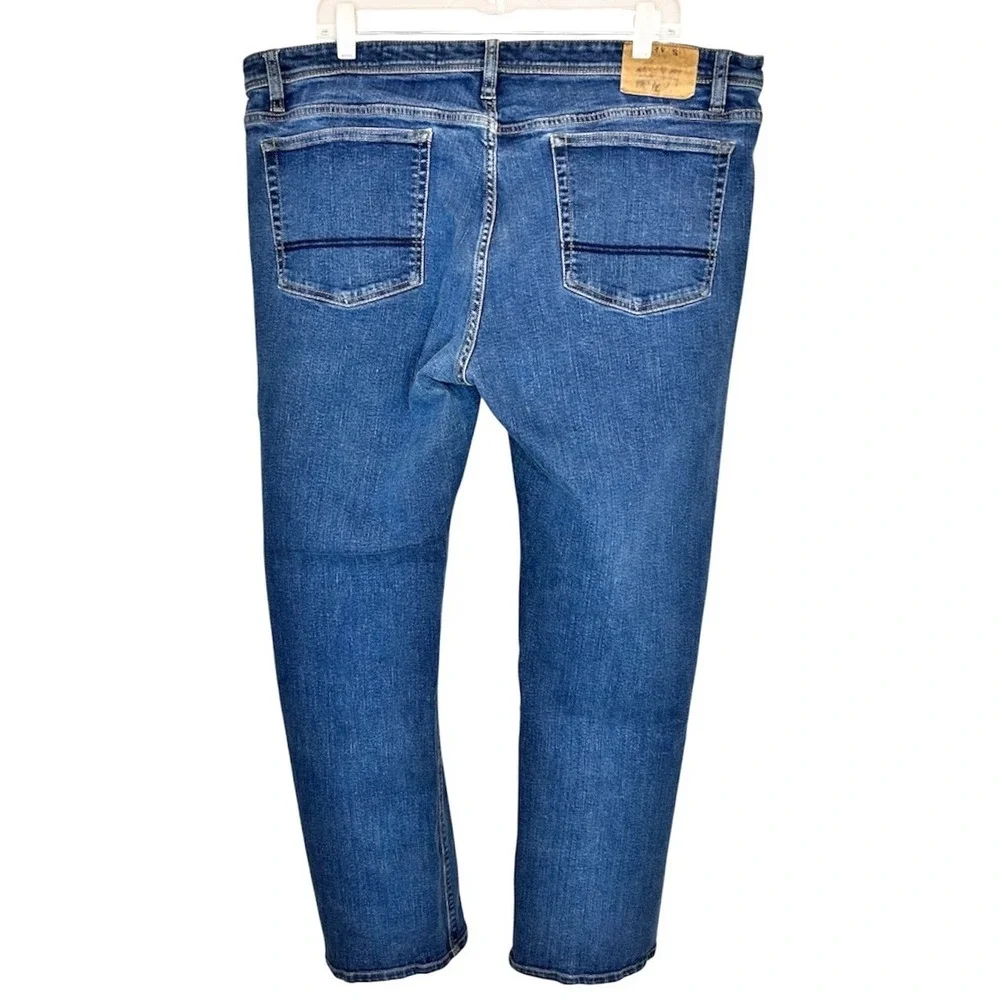 Orvis Jeans Mens 42x32 Straight Leg Medium Blue 5-Pocket Stretch Denim Outdoor